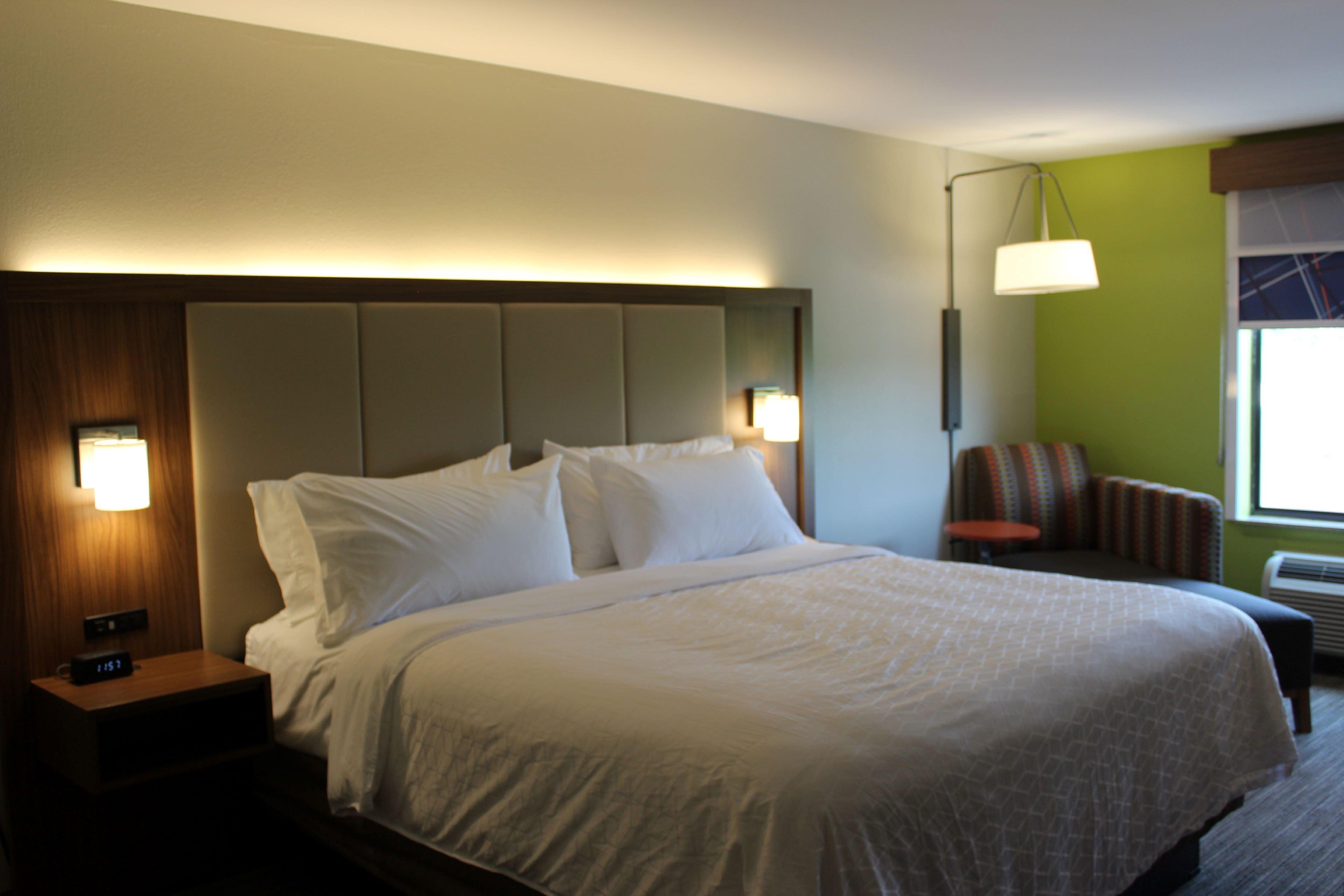 Holiday Inn Express Forest City By Ihg Exteriér fotografie