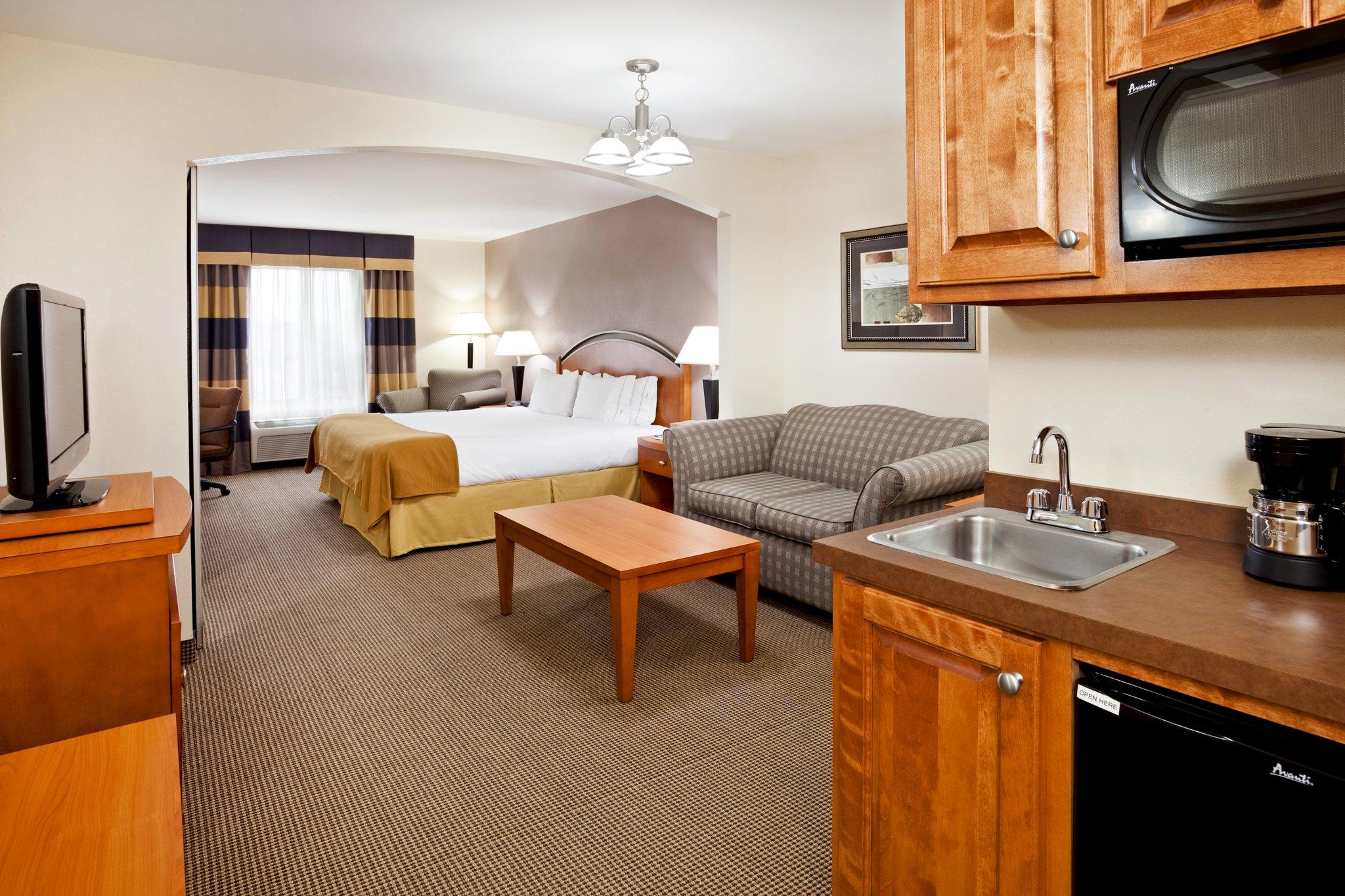 Holiday Inn Express Forest City By Ihg Exteriér fotografie